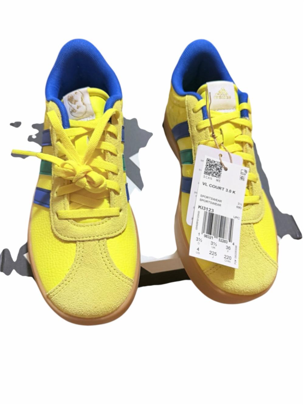 Boys Adidas VL Court 3.0 Sneakers Size 4 Yellow Blue - Picture 10 of 12